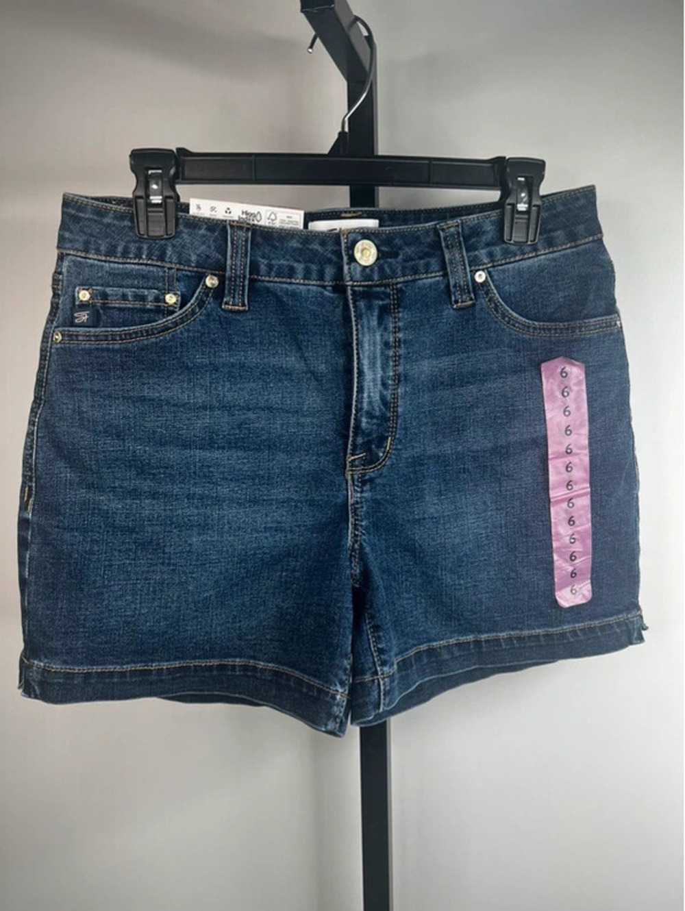 NWT Seven 7 women’s high rise shorts size 6